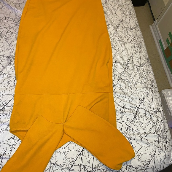 Dress - Picture 2 of 4